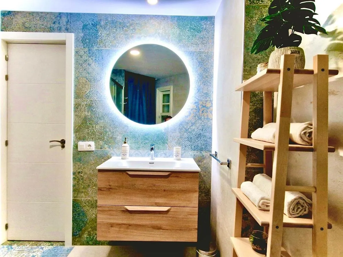 Comfy 1 Bdr Apartment Сан Мигель Испания